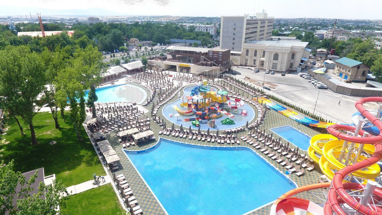 Aidana Plaza Hotel Shymkent Esterno foto